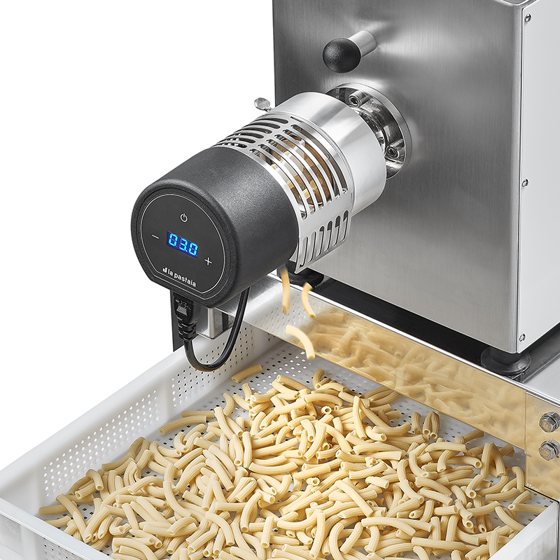 Pro Automatic Cutter LP5 showing finished pasta dropped into holding trey.